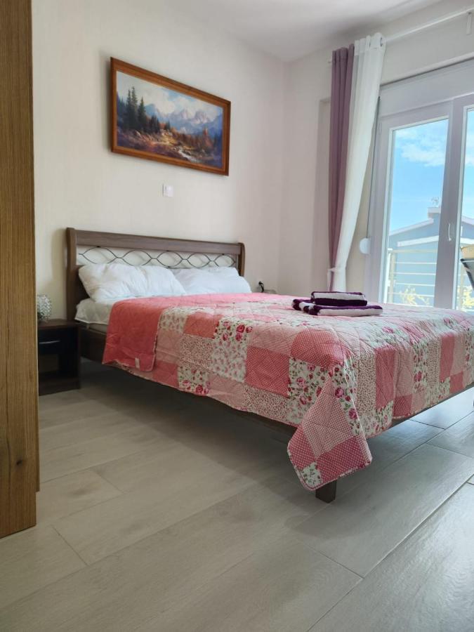 Lilli Deluxe Apartment Nikiti  Buitenkant foto
